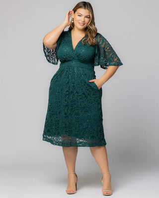 Starry Sequined Lace Cocktail Dress in Emerald Green