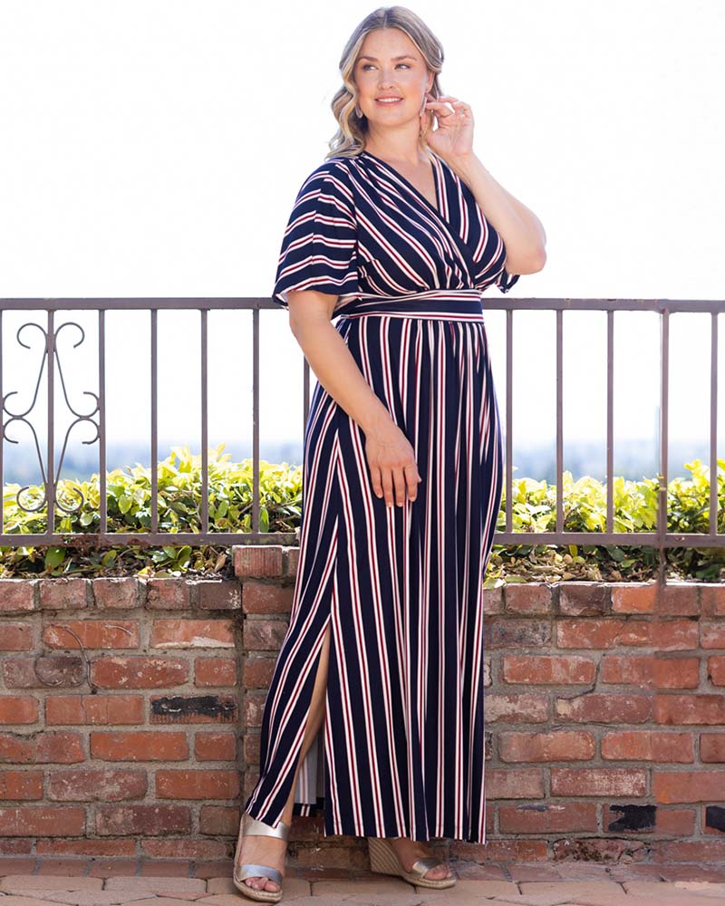 Plus Size Vienna Long Maxi Dress with Sleeves | Kiyonna